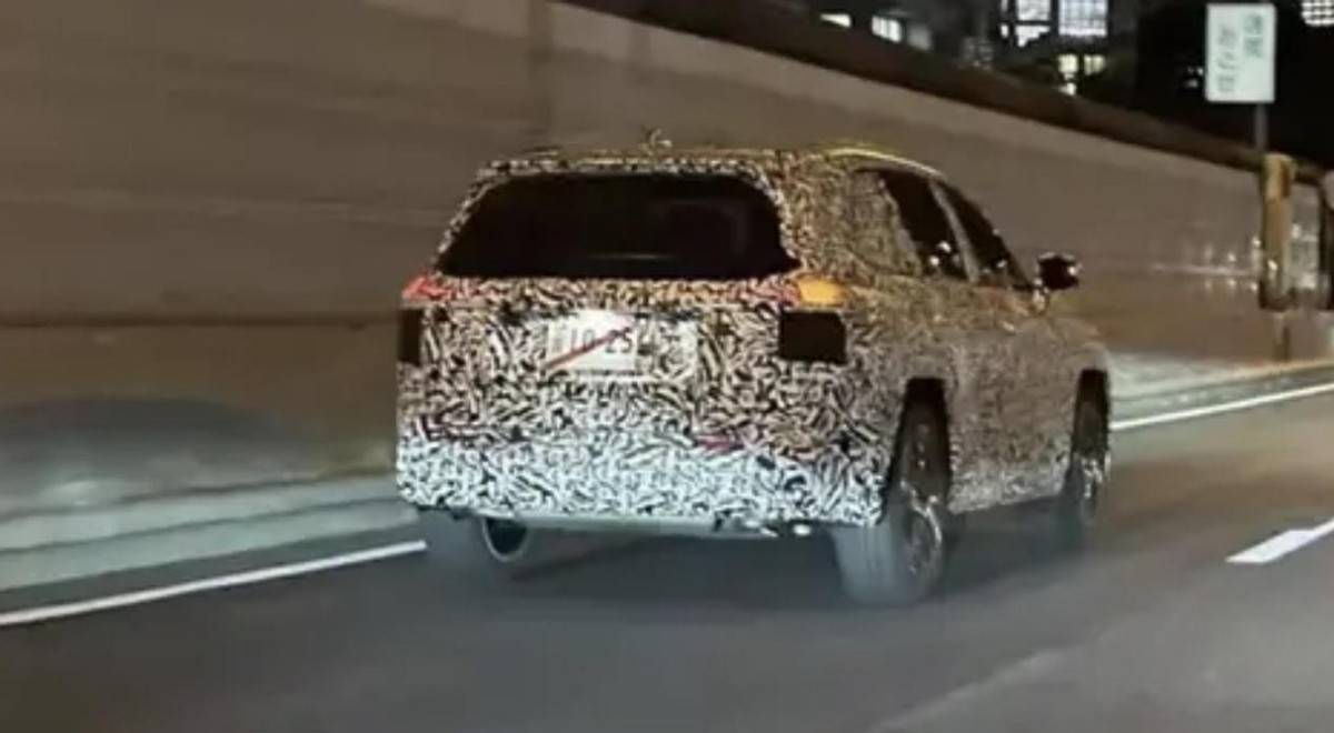 全新一代豐田榮放諜照曝光,延續家用定位,有消息稱取消燃油版