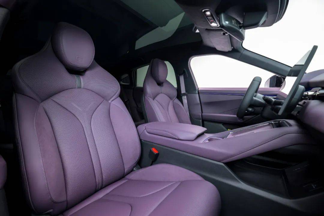 全新小鵬P7正式亮相并開啟預訂