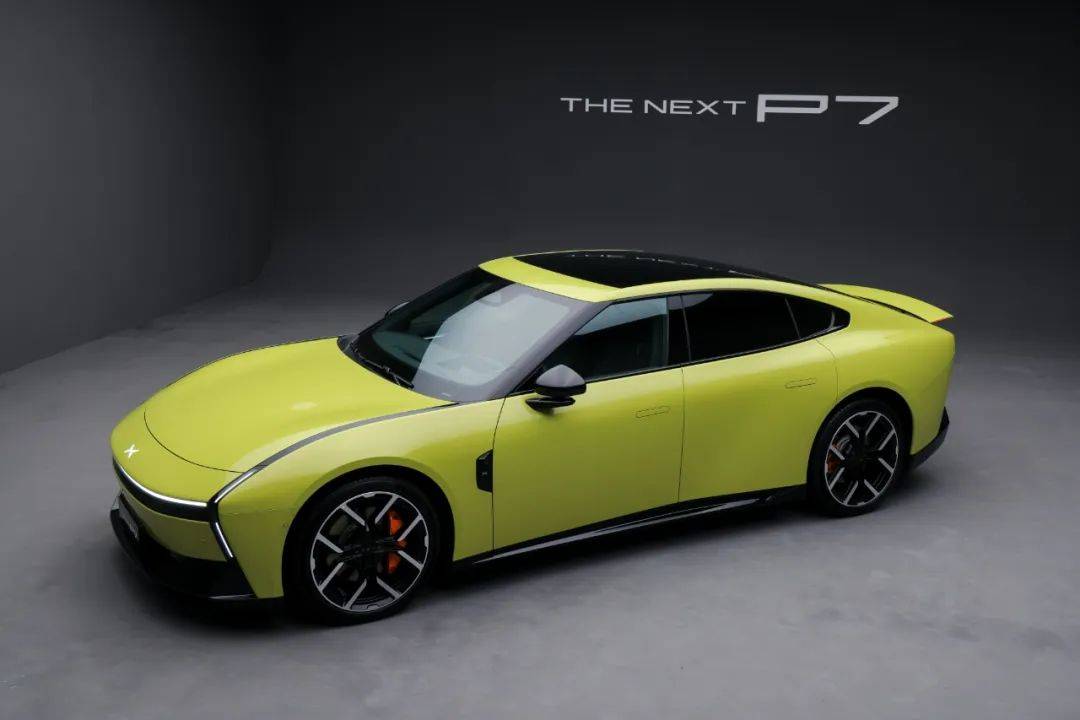 全新小鵬P7正式亮相并開啟預訂