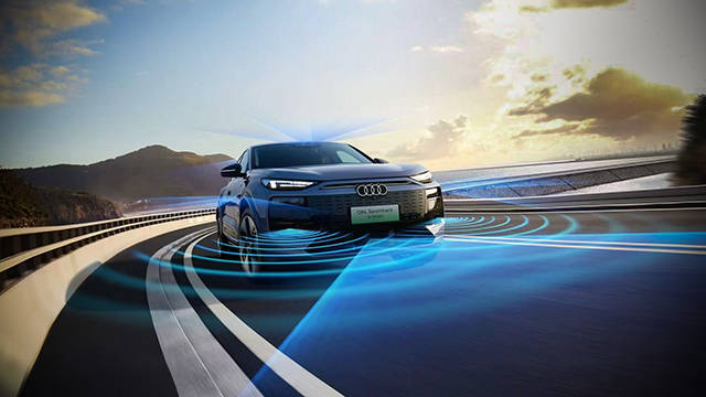 相比PPE平臺的硬核體系、華為乾崑的智駕賦能,我更期待,百年奧迪,王者歸來。