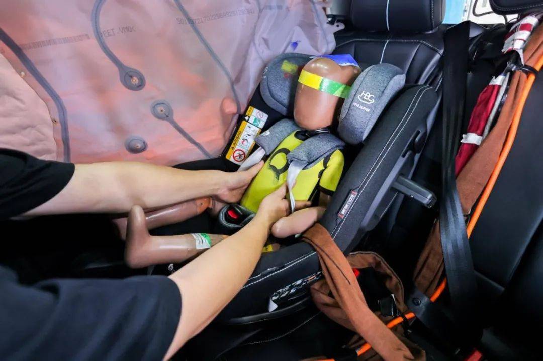 一場全鏈路碰撞測試,展現(xiàn)奧迪安全技術真功夫