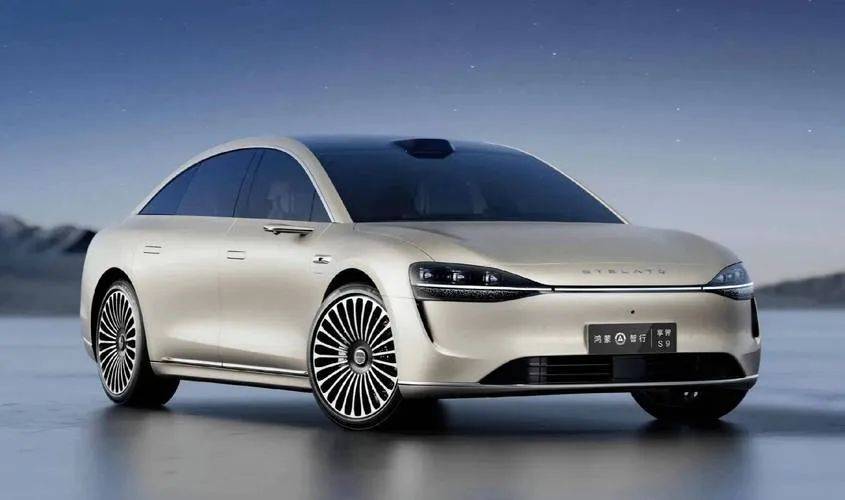 華為傻眼了 首張L3級牌照發(fā)給了A8增程版