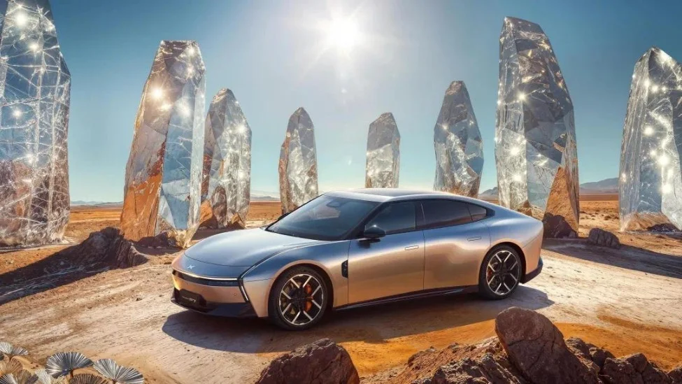 小鵬Q2全線暴漲：交付200%營收125%，何小鵬劇透純視覺Robotaxi