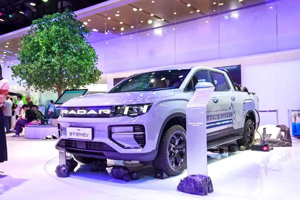 吉利雷達成都車展推出千里金剛電混PLUS版 13.88萬元起售