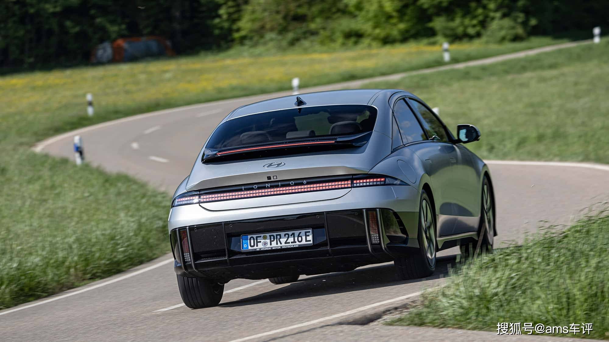 新興品牌VS傳統強者,中國新興代表能否戰勝老牌競爭者?