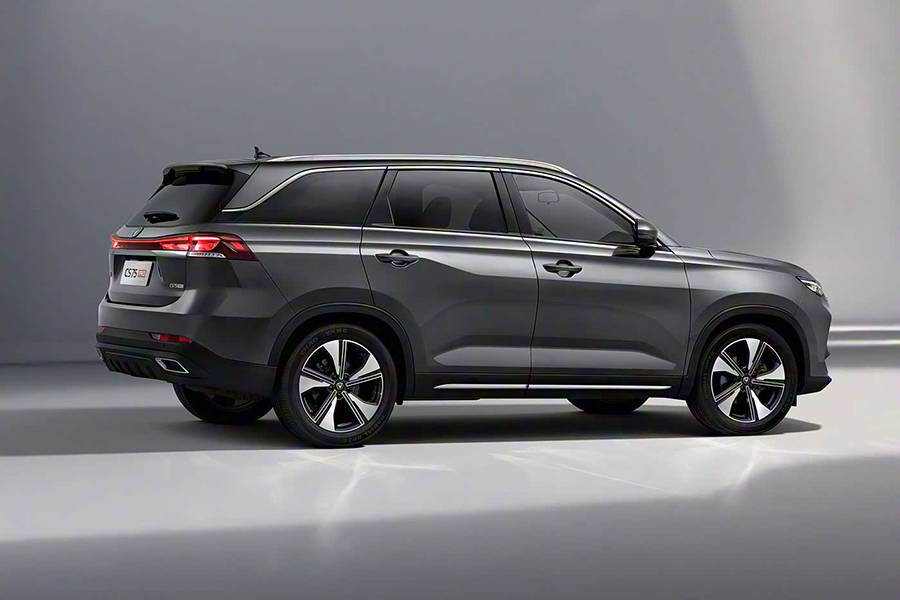 提供5座/7座車型 新款長安CS75 PRO限時7.59萬起