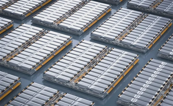 上汽集團2027年正式實現全固態電池的量產交付 終結電動車冬天成電動爹的難題!上汽全固態電池2027年量產交付